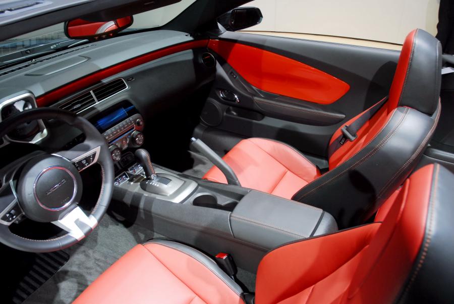  Chevrolet Camaro Convertible 2011 года  (фото 63 из 82)